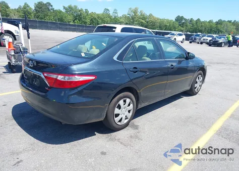 2016 Toyota Camry Le z USA, uszkodzony, nr VIN 4T1BF1FK6GU144205